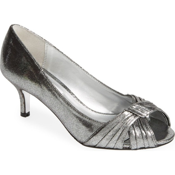 NINA Peep Toe Dress Heels - Picture 1 of 8